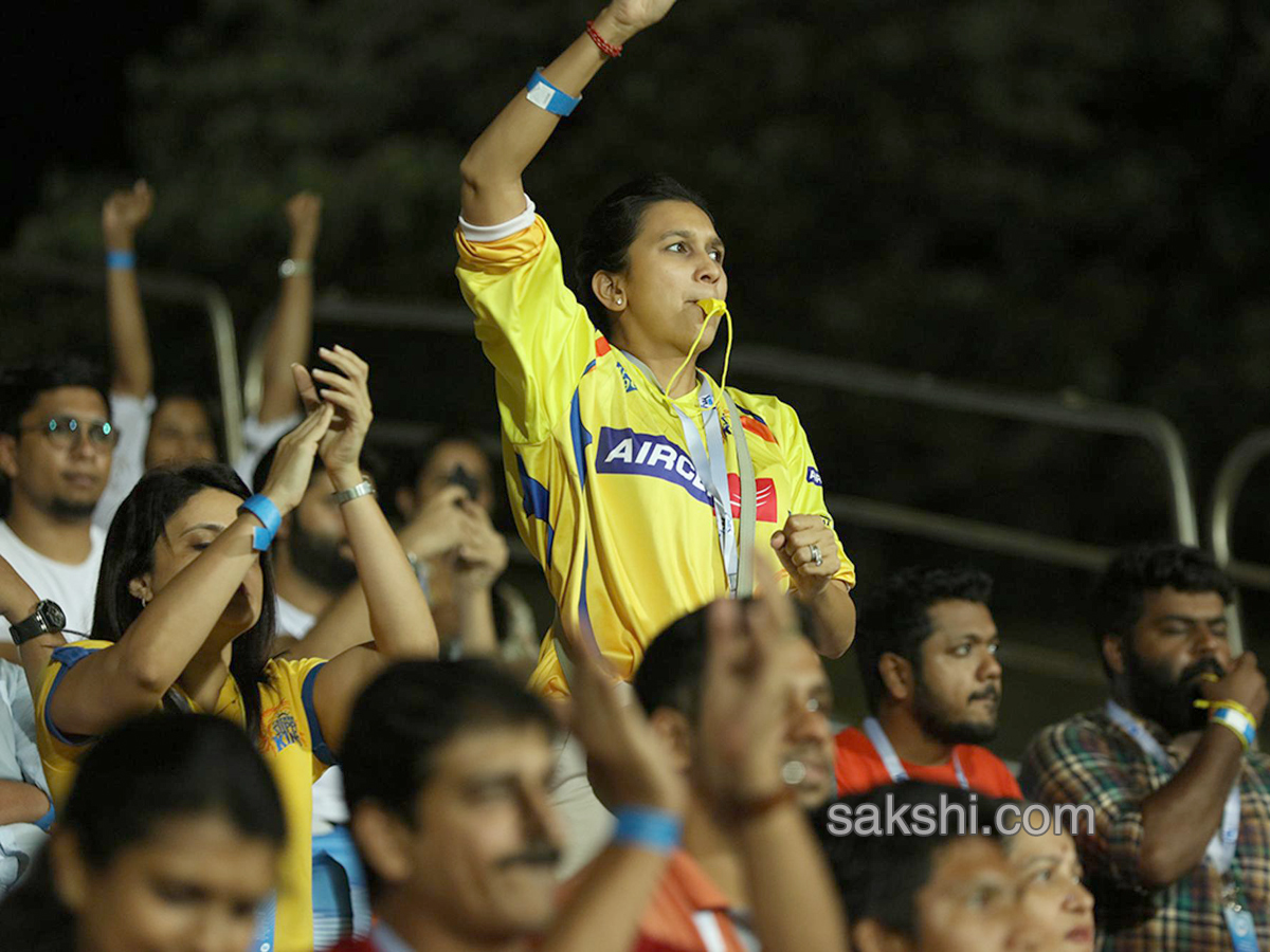 chennai super kings beat kkr-5 wickets - Sakshi9