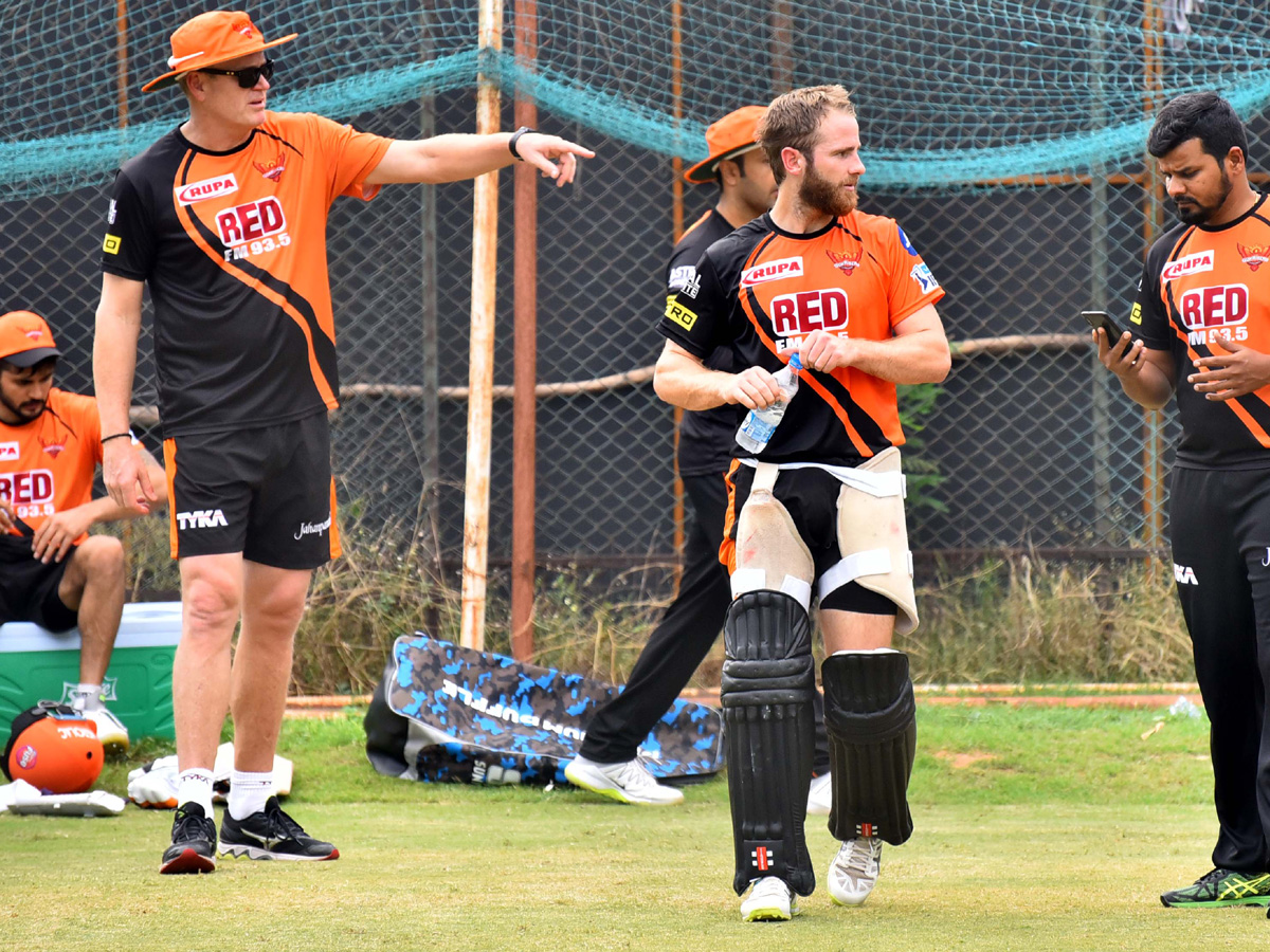 Sunrisers Hyderabad and Mumbai Indians Practice Session - Sakshi10