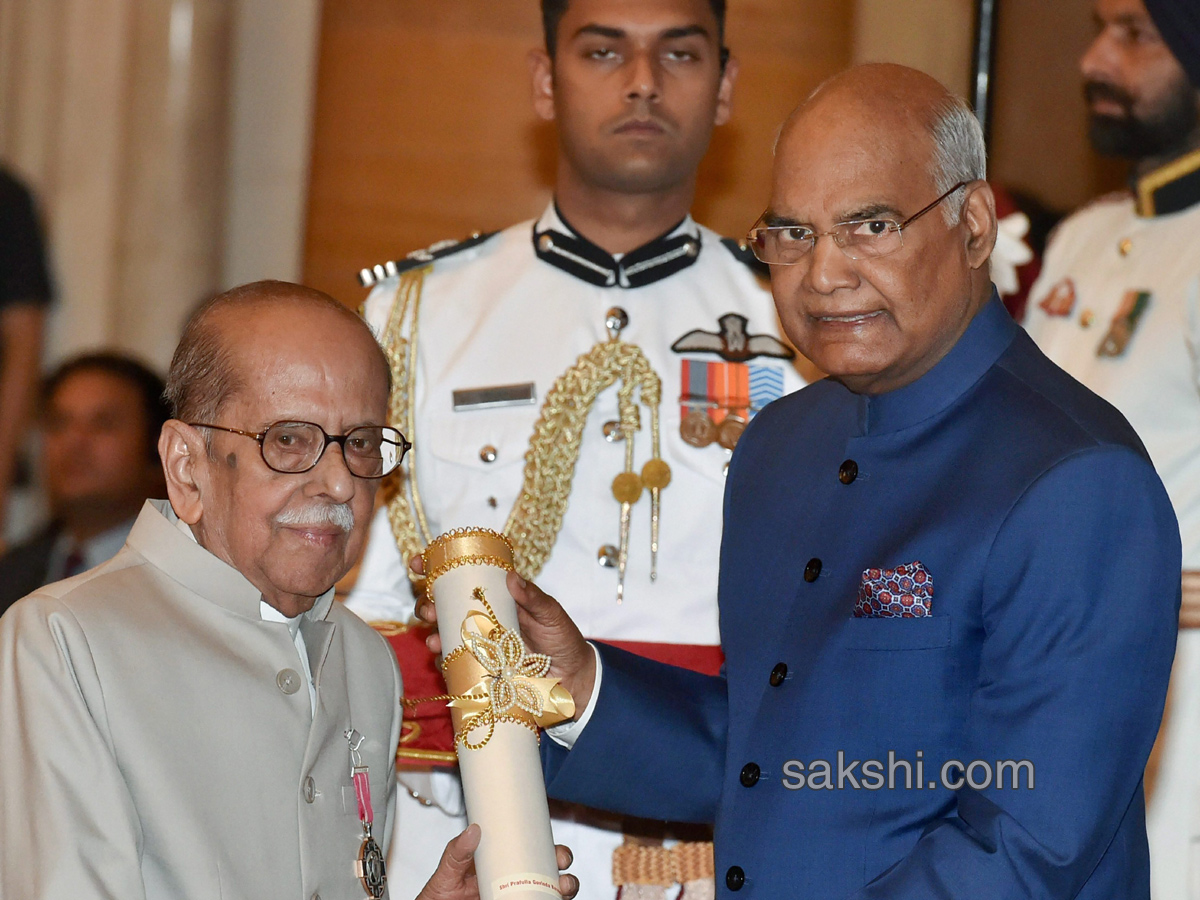 Padma Award 2018 at Rashtrapati Bhavan in New Delhi - Sakshi17