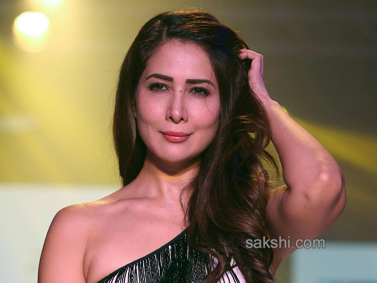 Times Fashion Week 2018 in Mumbai - Sakshi11