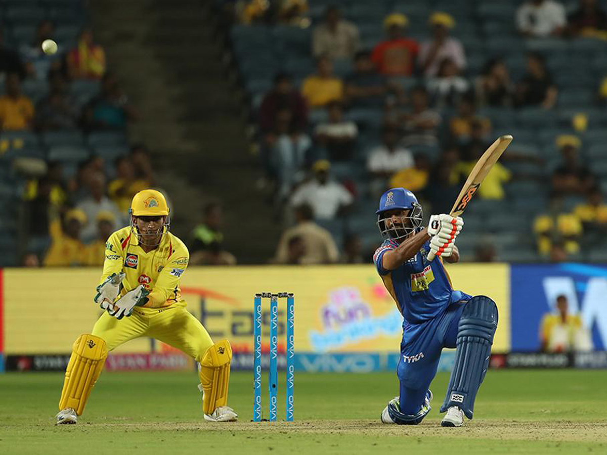 Chennai Super Kings beat Rajasthan Royals by 64 Runs - Sakshi12