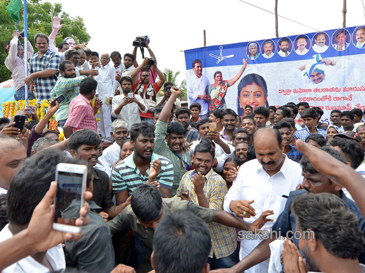 YS Jagan PrajaSankalpaYatra 144th day Photo Gallery - Sakshi25