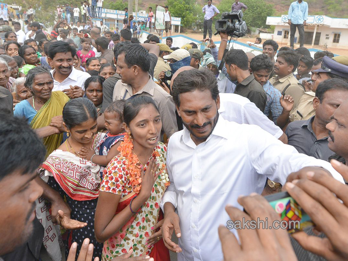 YS Jagan PrajaSankalpaYatra 144th day Photo Gallery - Sakshi28