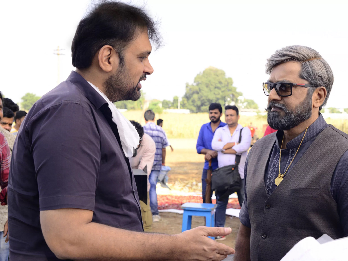 Naa Peru Surya Naa Illu India Working Stills Photo Gallery - Sakshi19