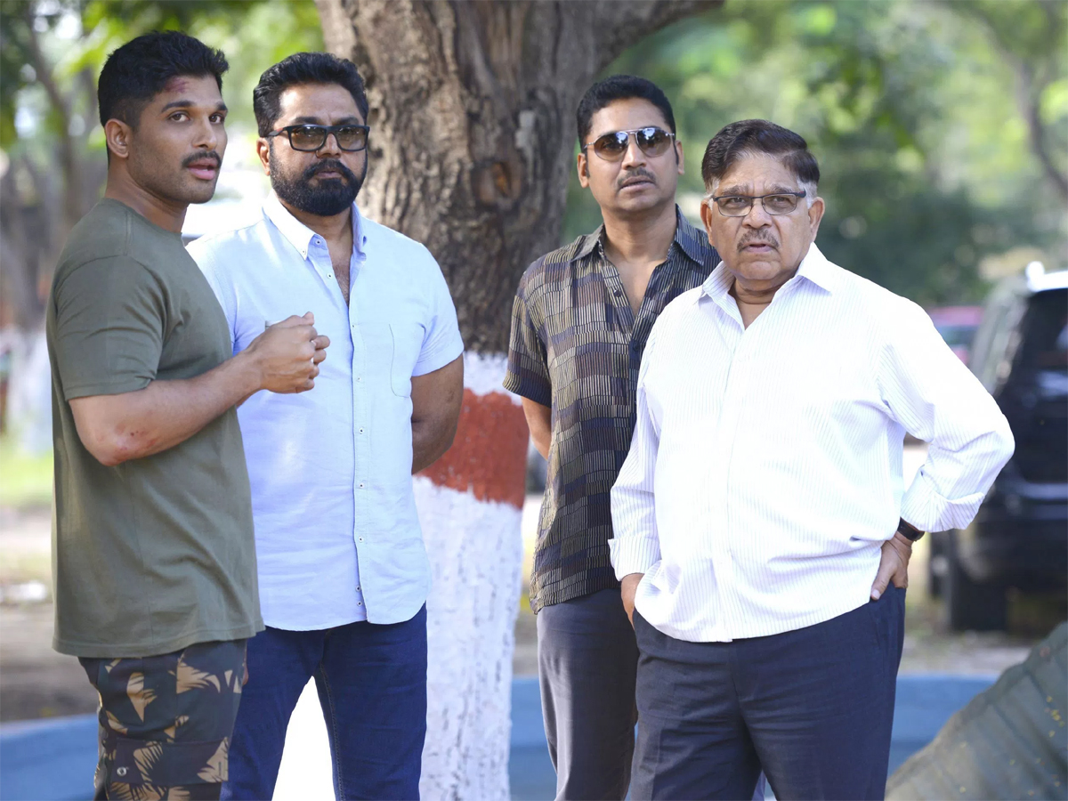 Naa Peru Surya Naa Illu India Working Stills Photo Gallery - Sakshi6