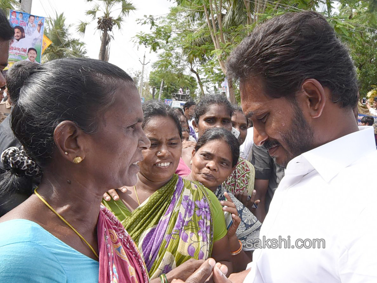 Ys Jagan Mohan Reddy Padayatra images day172 - Sakshi4