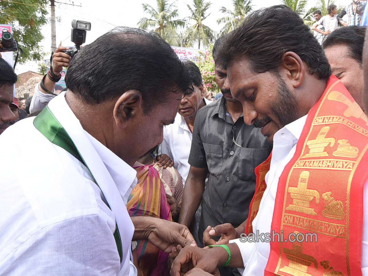 Ys Jagan Mohan Reddy Padayatra images day172 - Sakshi8
