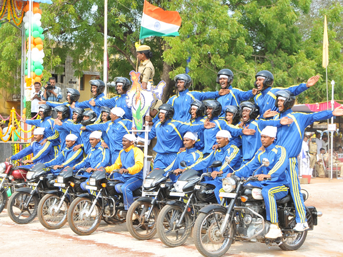 police trainee at prakasam - Sakshi5
