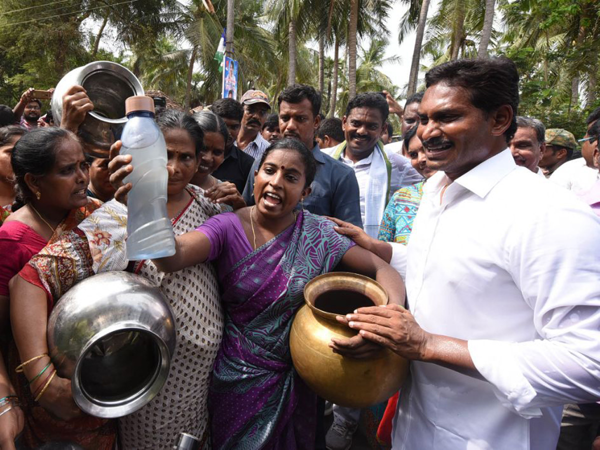 YS Jagan Padayatra photo gallery - Sakshi18