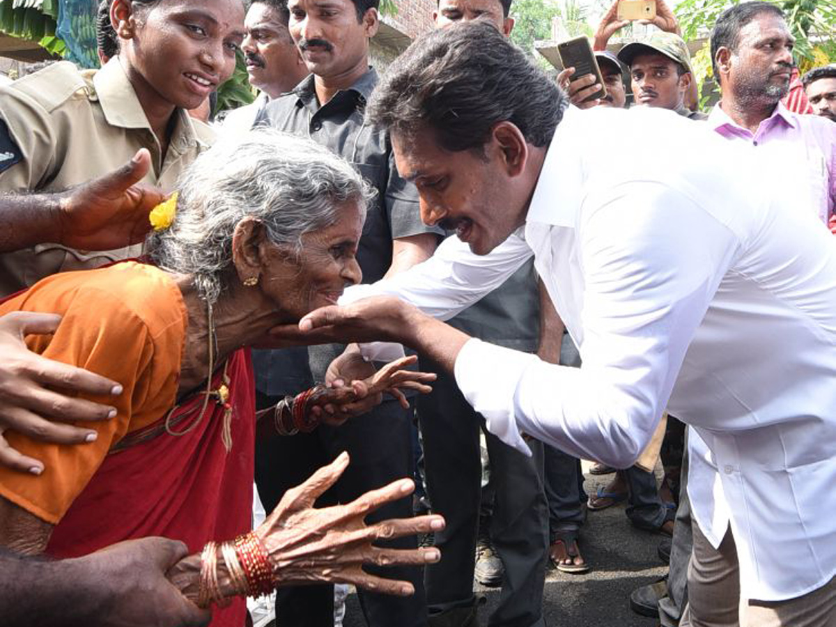 YS Jagan Padayatra photo gallery - Sakshi2