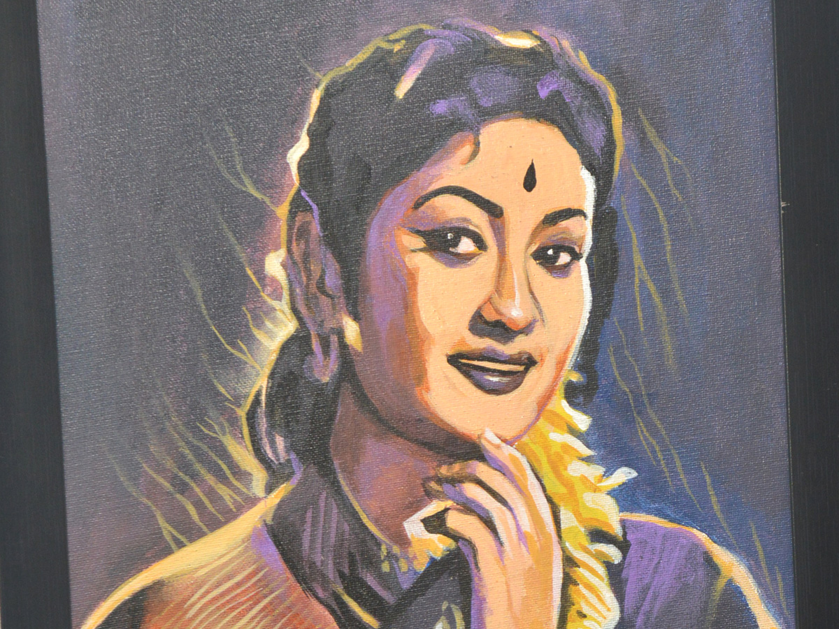 Mahanati Savitri panting at jnafau students photo gallery - Sakshi12