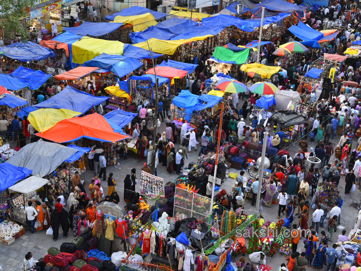 charminar night bazaar Photo Gallery - Sakshi9