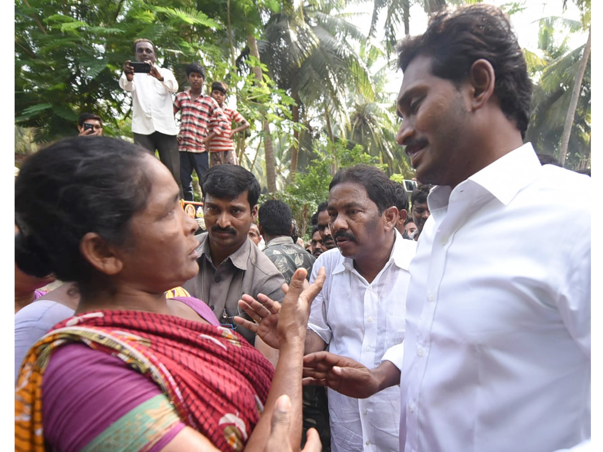 Ys Jagan Mohan Reddy Padayatra day 201 images - Sakshi10