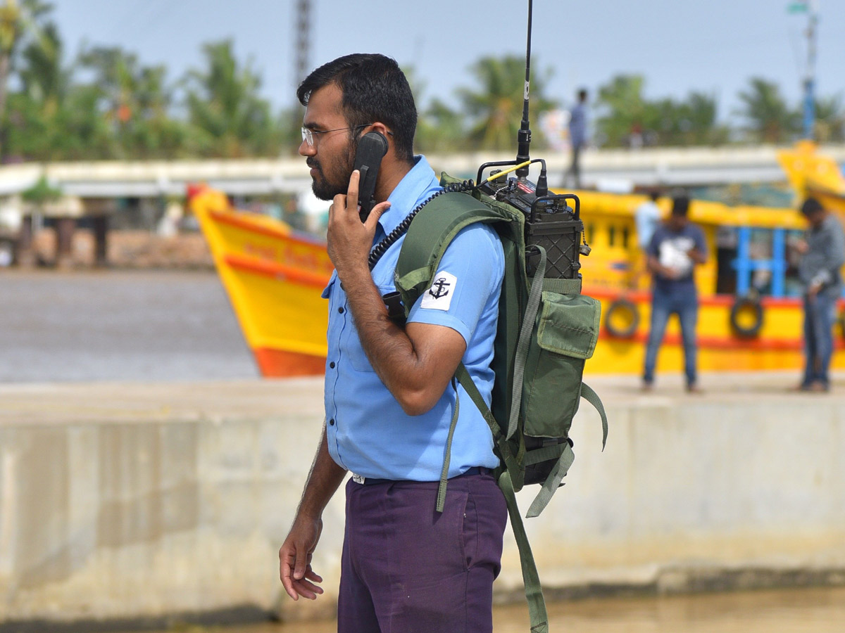 Boat Accident at Yanam Photo Gallery - Sakshi19