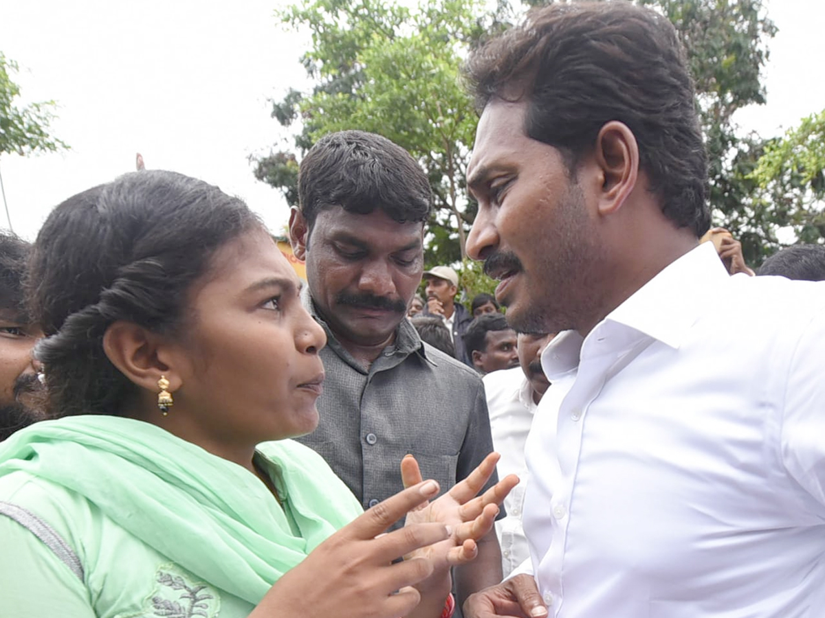 Ys Jagan Mohan Reddy Padayatra day 217 PHoto Gallery - Sakshi15