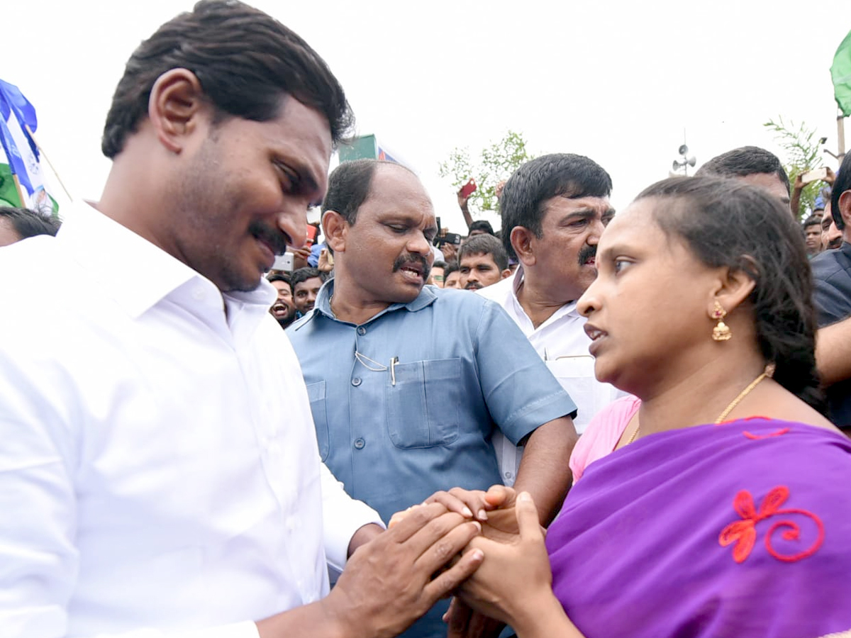 Ys Jagan Mohan Reddy Padayatra day 217 PHoto Gallery - Sakshi9