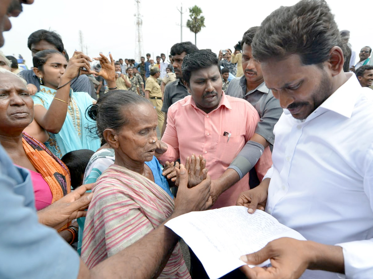 Ys Jagan Mohan Reddy Padayatra day 220 PHoto Gallery - Sakshi20