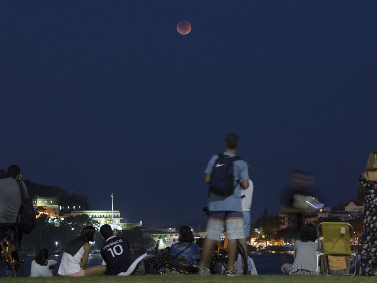 Blood moon Photo Gallery - Sakshi10