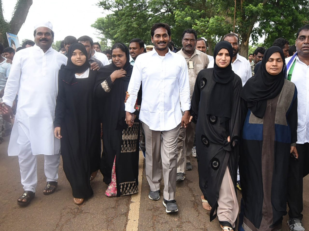 Ys Jagan Padayatra Photo Gallery - Sakshi13