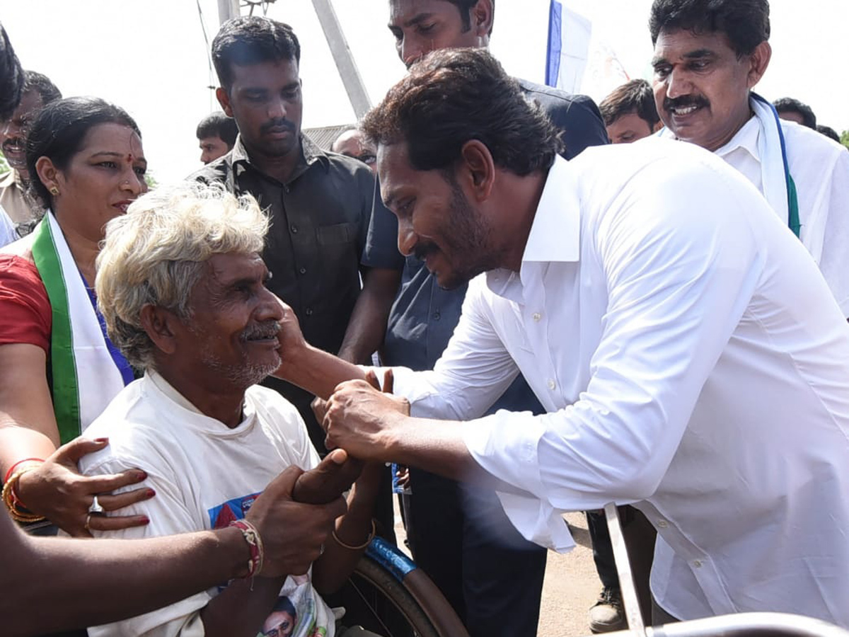 Ys Jagan Padayatra Photo Gallery - Sakshi3