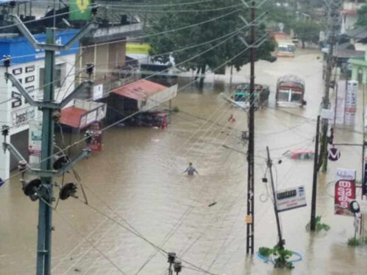 Heavy Rains in Kerala Photo Gallery - Sakshi9