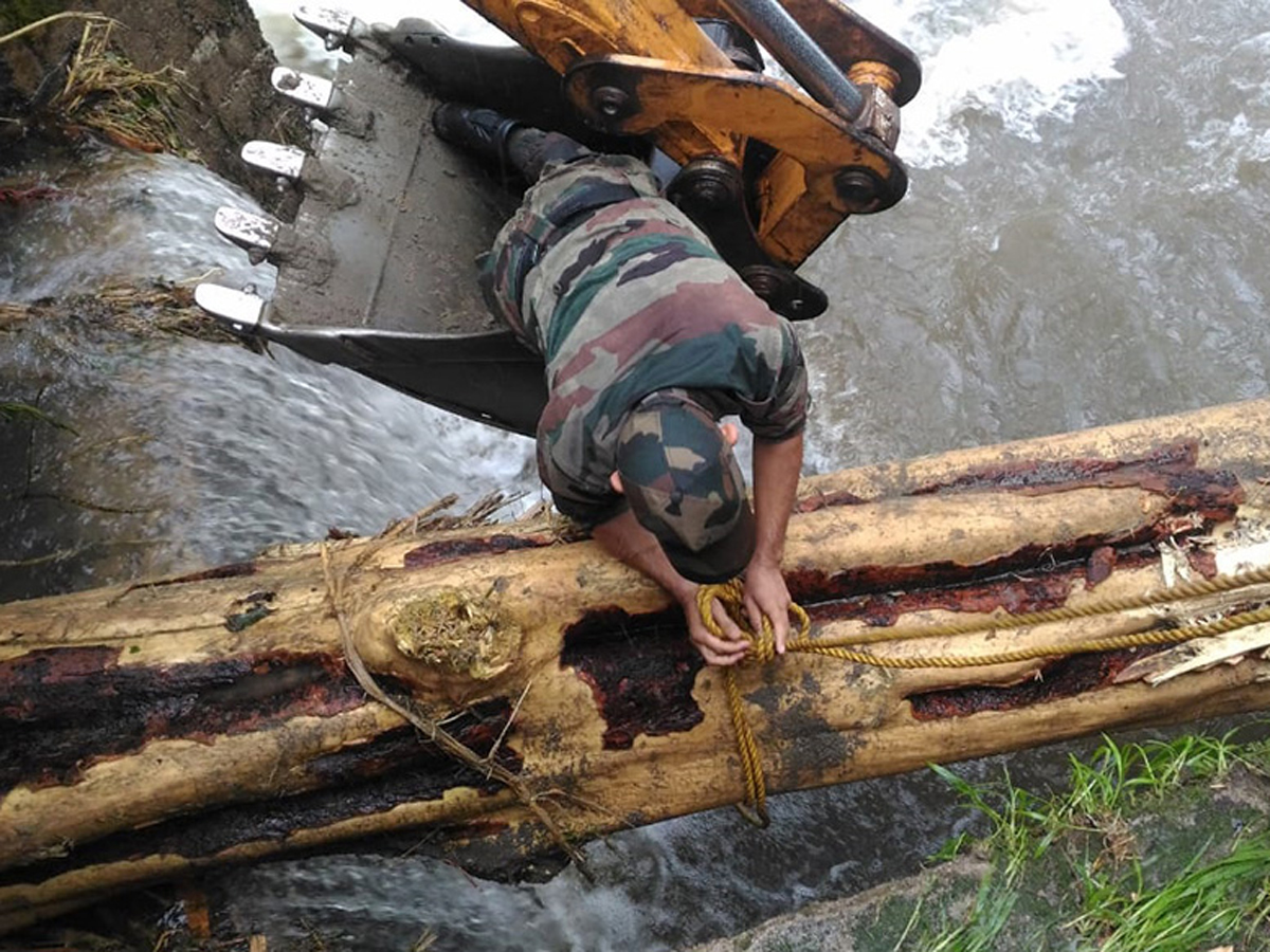 Indian Army Turns Saviour in Kerala with 'Operation Sahyog' - Sakshi10