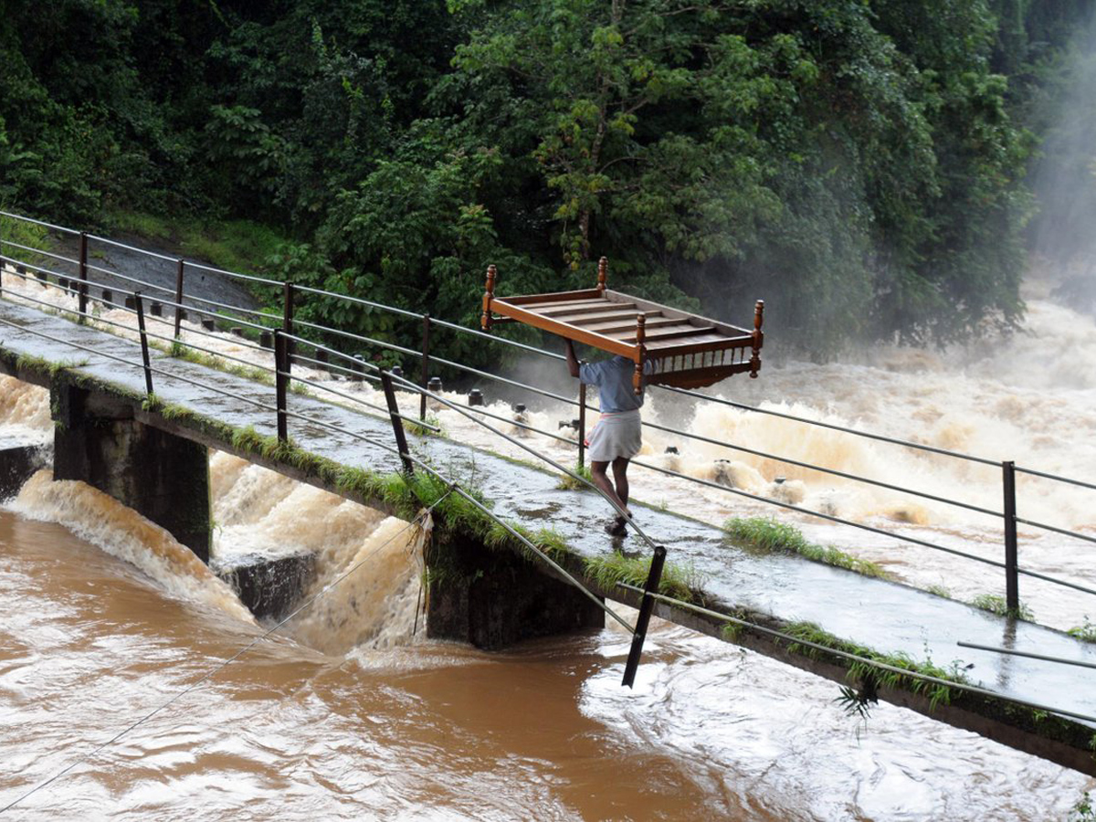 Kerala floods Photo Gallery - Sakshi4