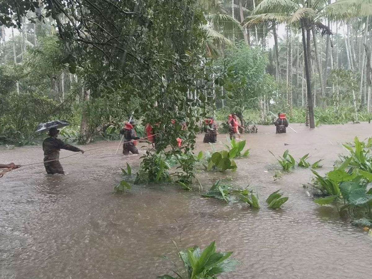 Kerala floods Photo Gallery - Sakshi15