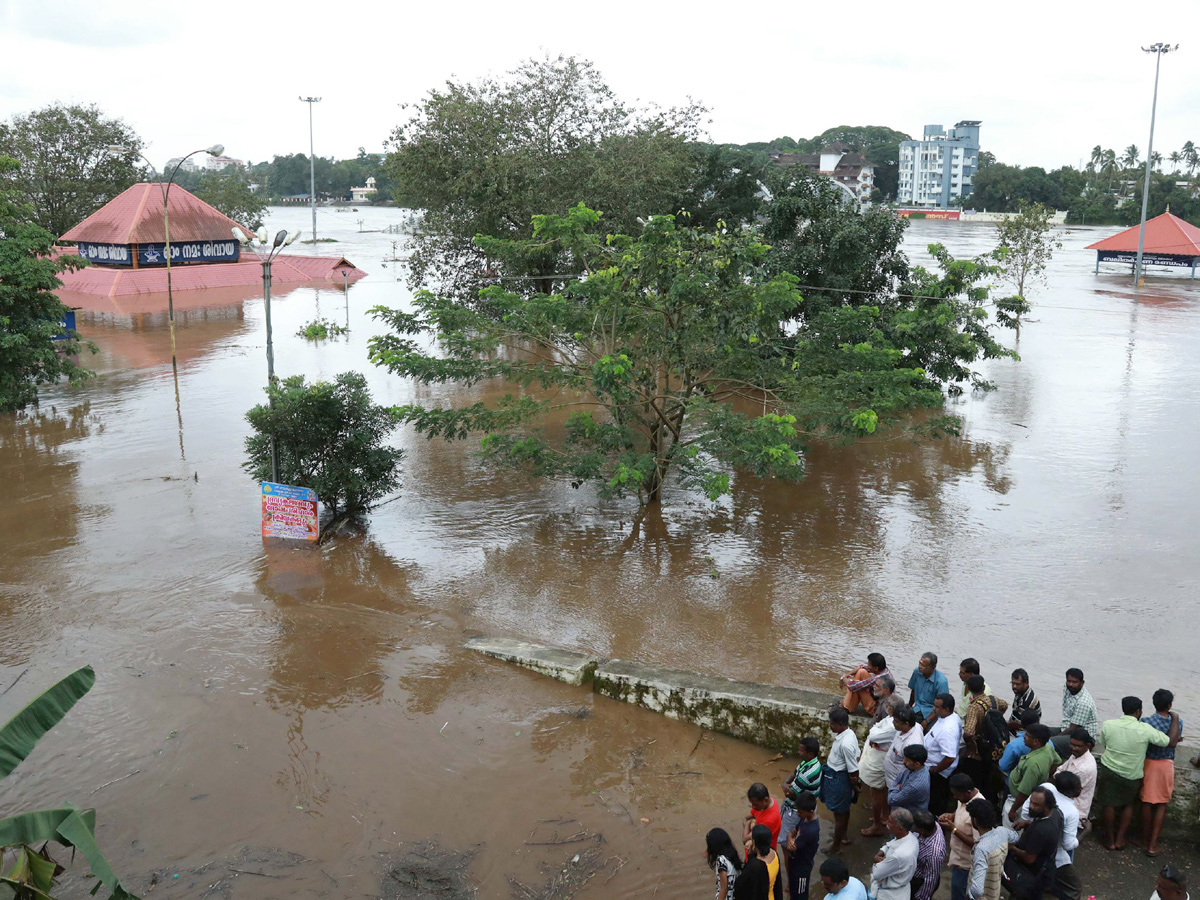 Kerala floods Photo Gallery - Sakshi21