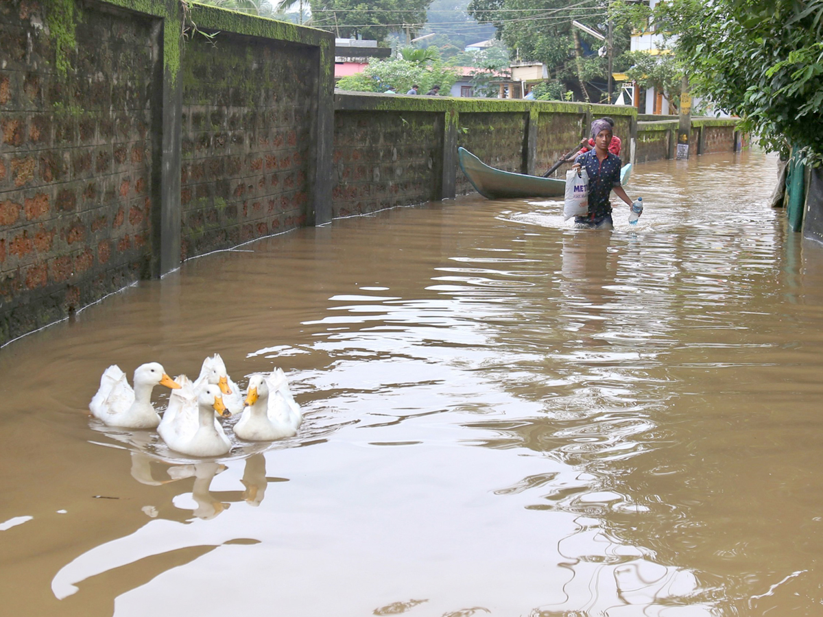 Kerala floods Photo Gallery - Sakshi10
