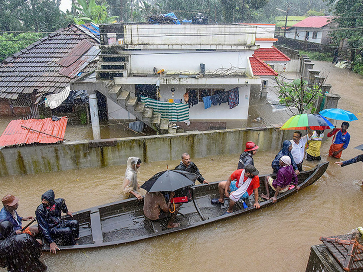 Kerala floods Photo Gallery - Sakshi27
