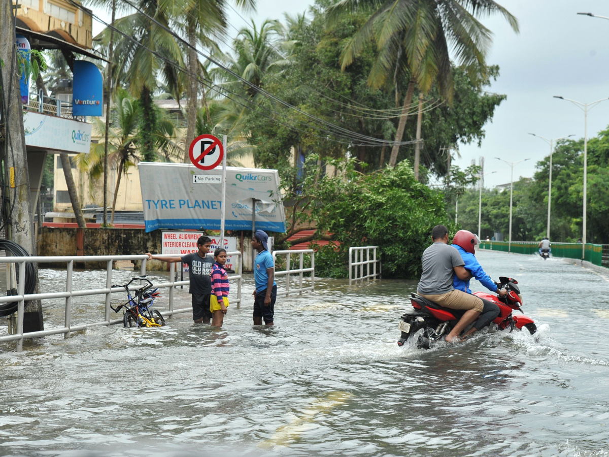 Kerala floods Photo Gallery - Sakshi38
