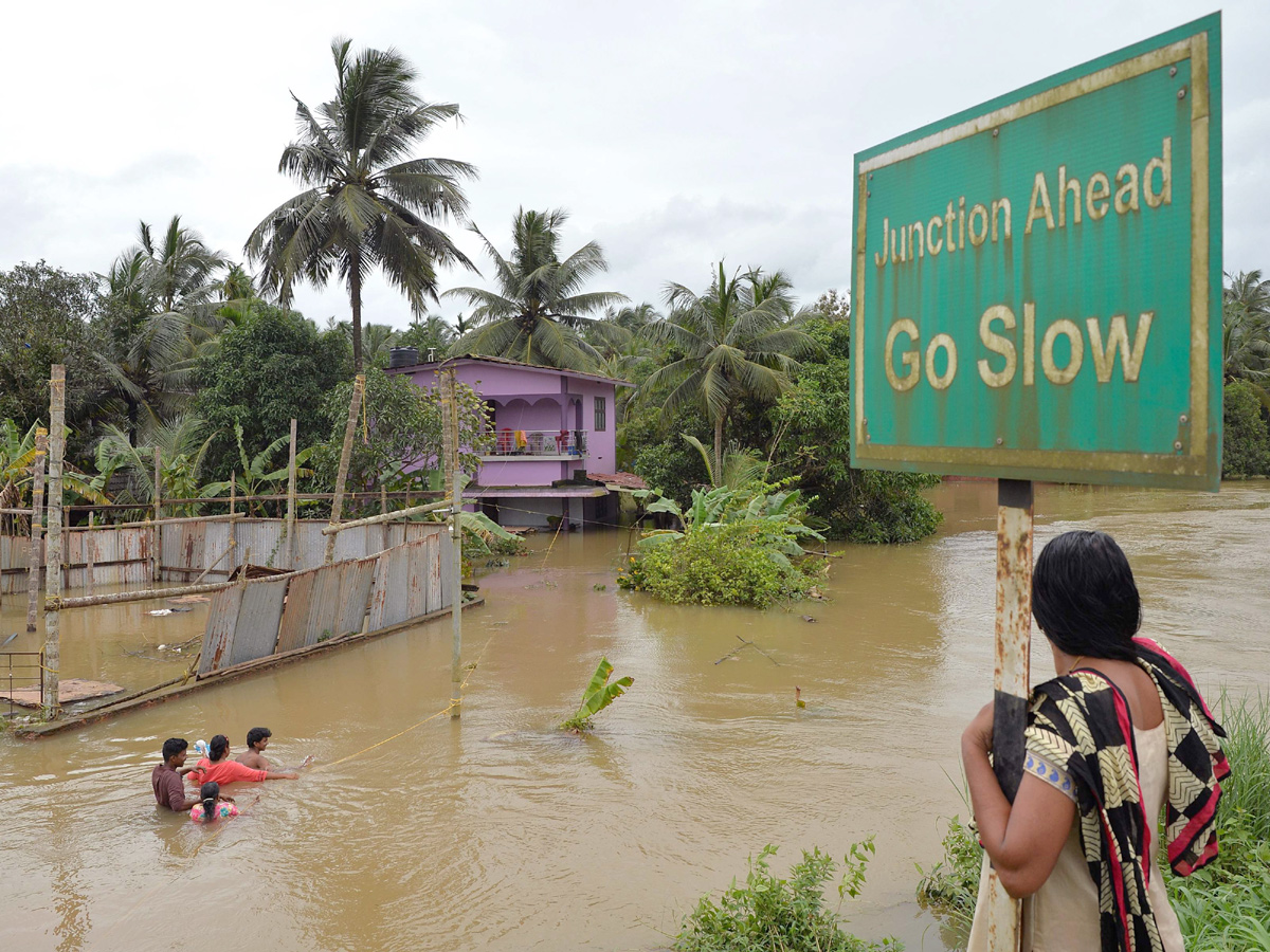 Kerala floods Photo Gallery - Sakshi40
