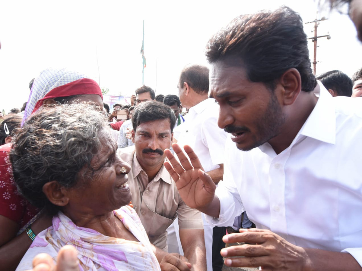 Ys jagan padayatra photo gallery - Sakshi10
