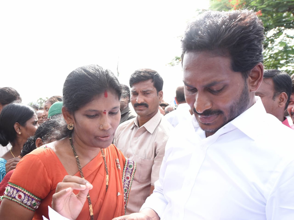 Ys jagan padayatra photo gallery - Sakshi6