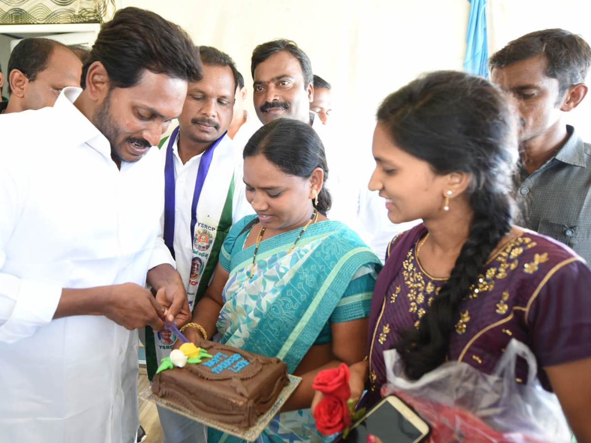 YS Jagan PrajaSankalpaYatra 248th Day Stats From Kondakarla - Sakshi5