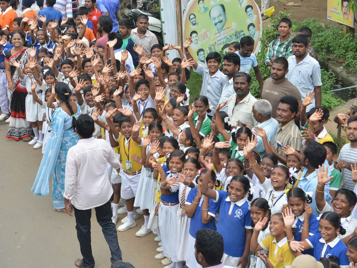 YS Jagan PrajaSankalpaYatra 249th Day Photo Gallery - Sakshi28