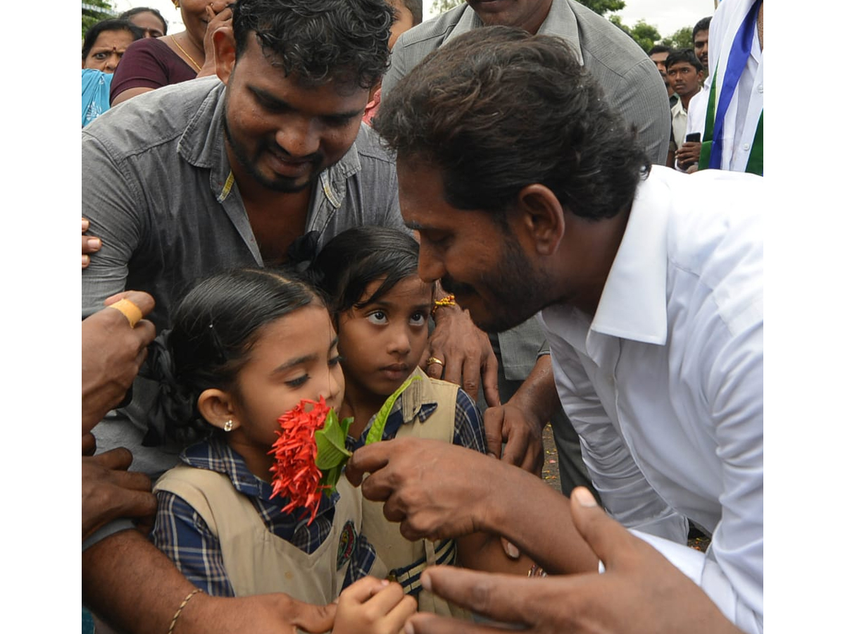 PrajaSankalpaYatra Day 231 Starts From Sankhavaram Photo Gallery - Sakshi14