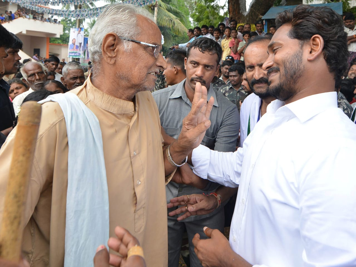 PrajaSankalpaYatra Day 231 Starts From Sankhavaram Photo Gallery - Sakshi17