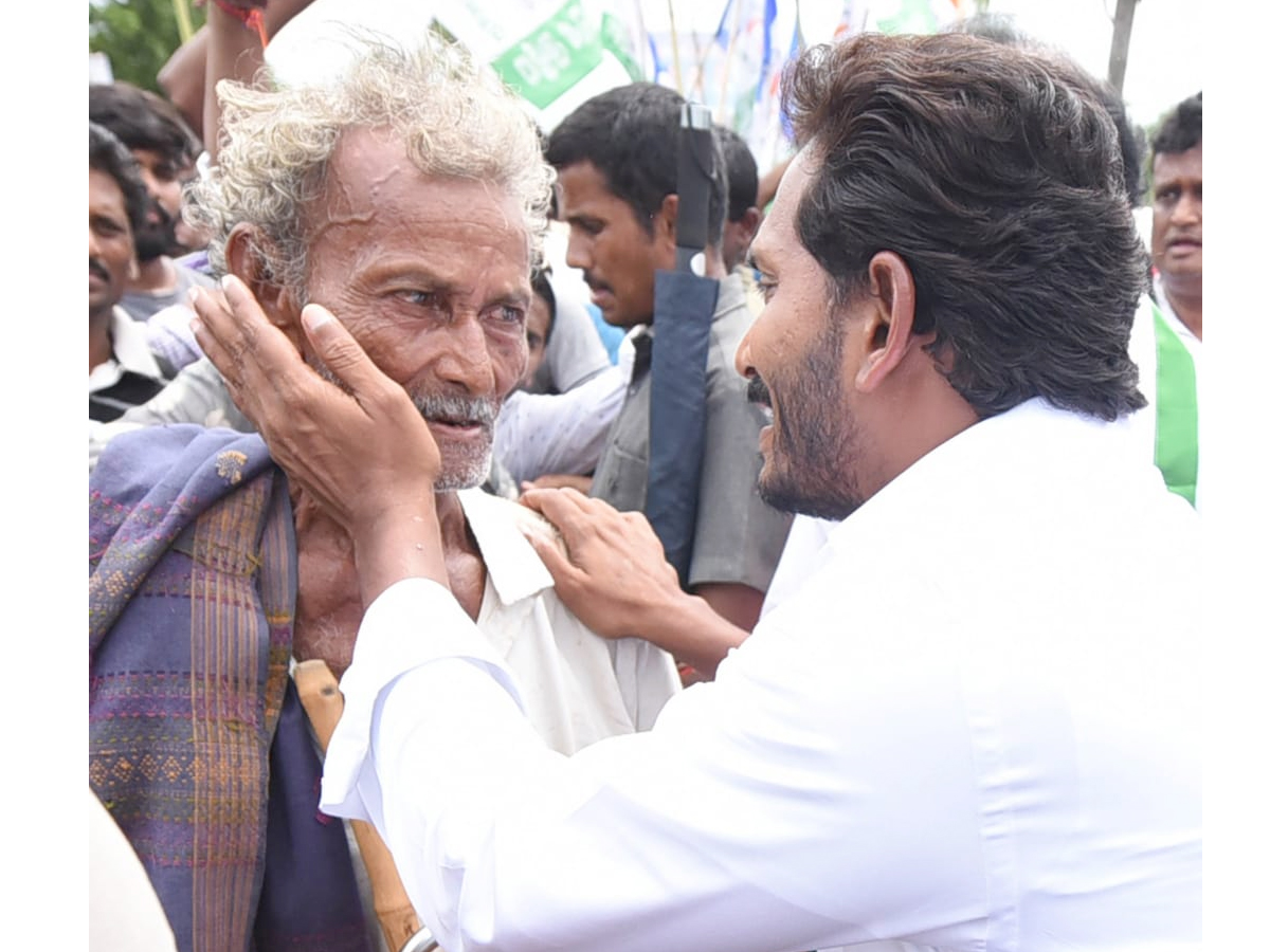 Prajasankalpayatra day 232 Starts B B Patnam Cross Photo Gallery - Sakshi9
