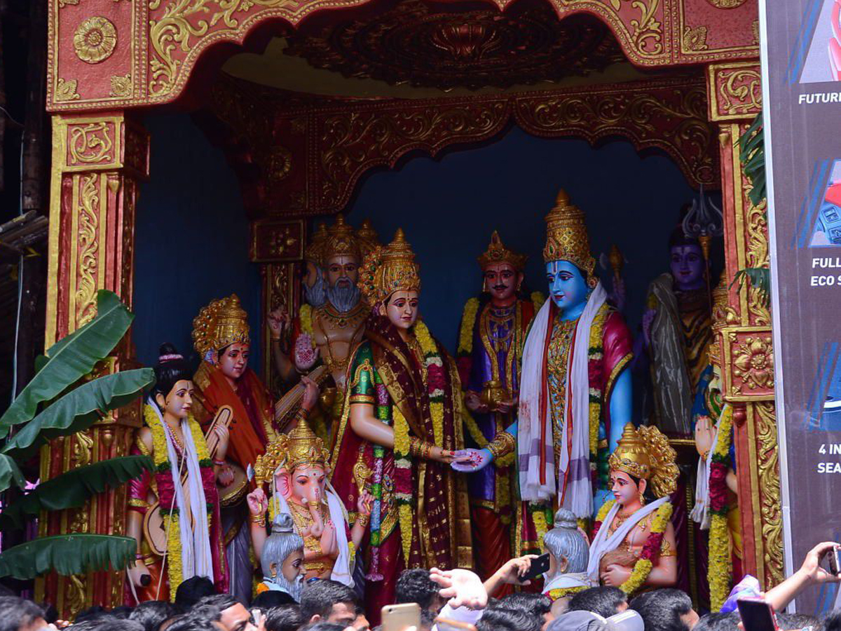 Khairatabad Ganesh 2018 Photo Gallery - Sakshi7
