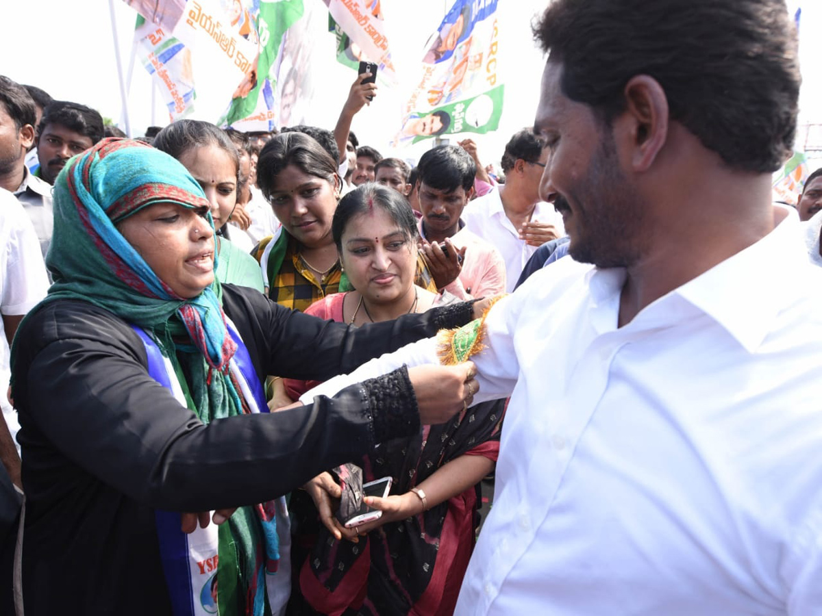 YS jagan padayatra photo gallery - Sakshi3