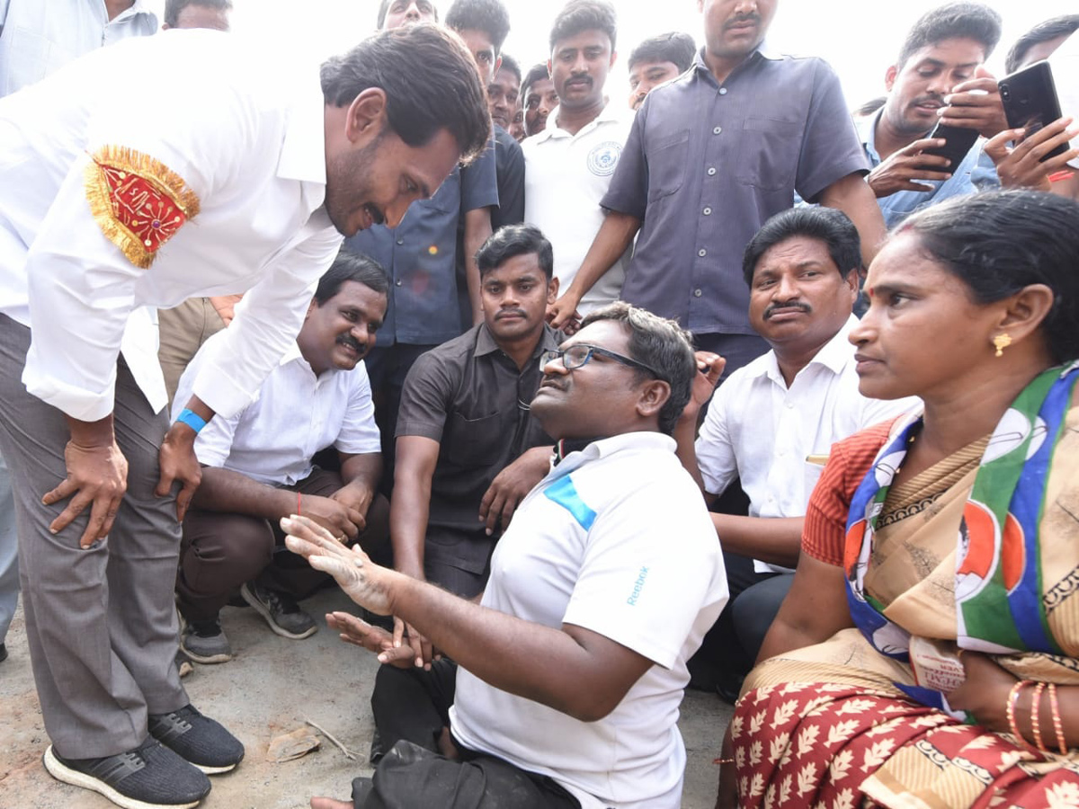 YS jagan padayatra photo gallery - Sakshi5