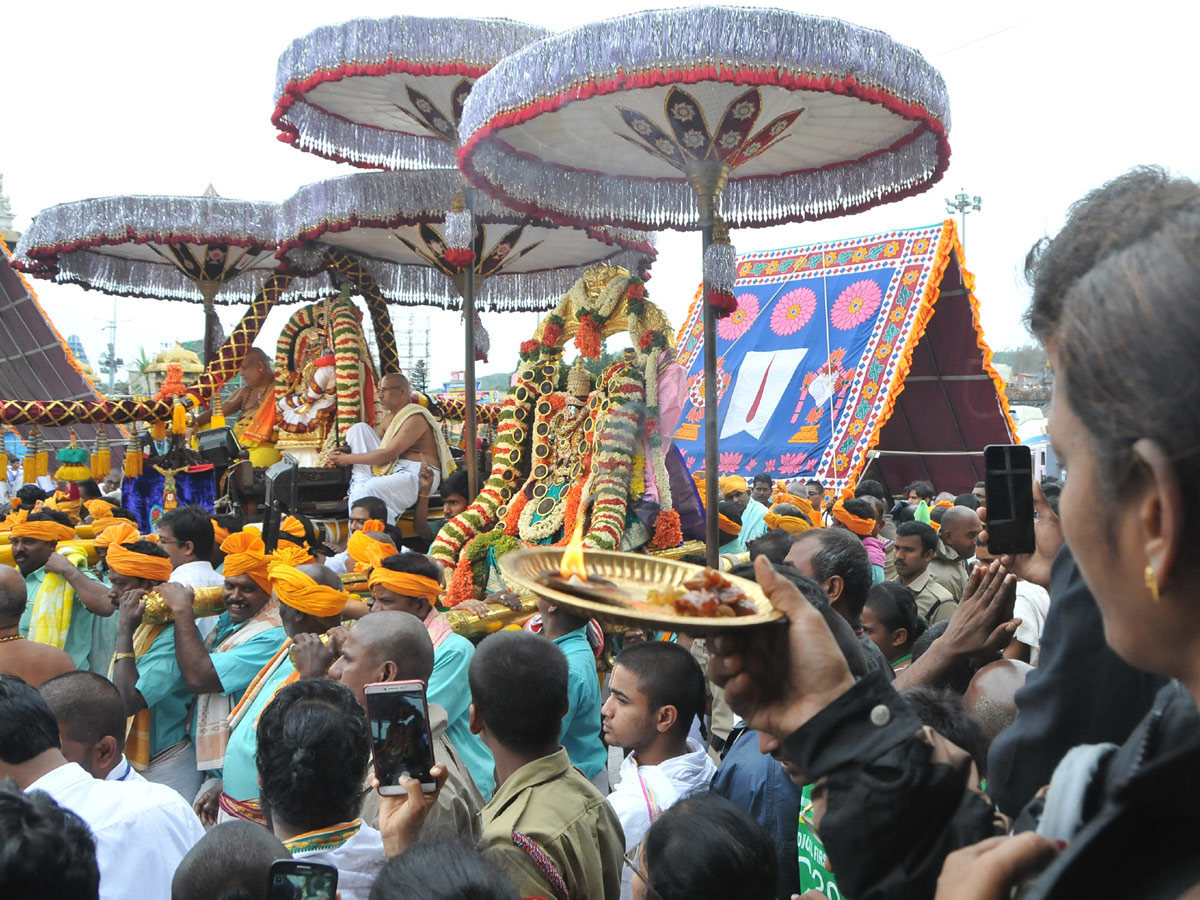 Tirumala Brahmotsavam 2018 Photo Gallery - Sakshi2