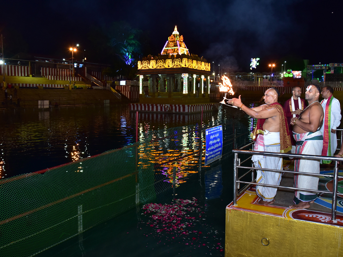 Tirumala Brahmotsavam Gaja Vahana Seva Photo Gallery - Sakshi6