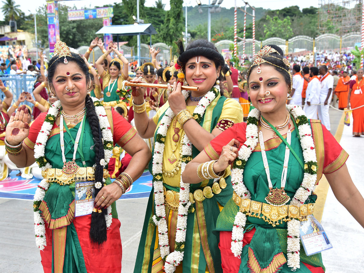 Tirumala brahmotsavam 2018 Photo Gallery - Sakshi10
