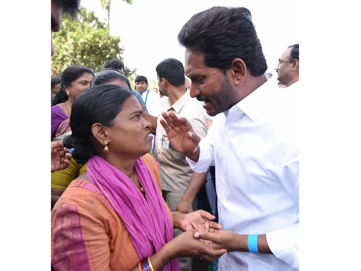 YS Jagan PrajaSankalpaYatra 266th Day Photo Gallery - Sakshi7