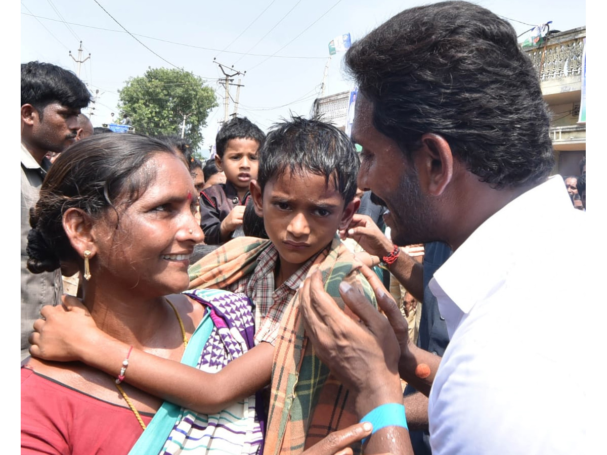 YS Jagan PrajaSankalpaYatra 266th Day Photo Gallery - Sakshi21