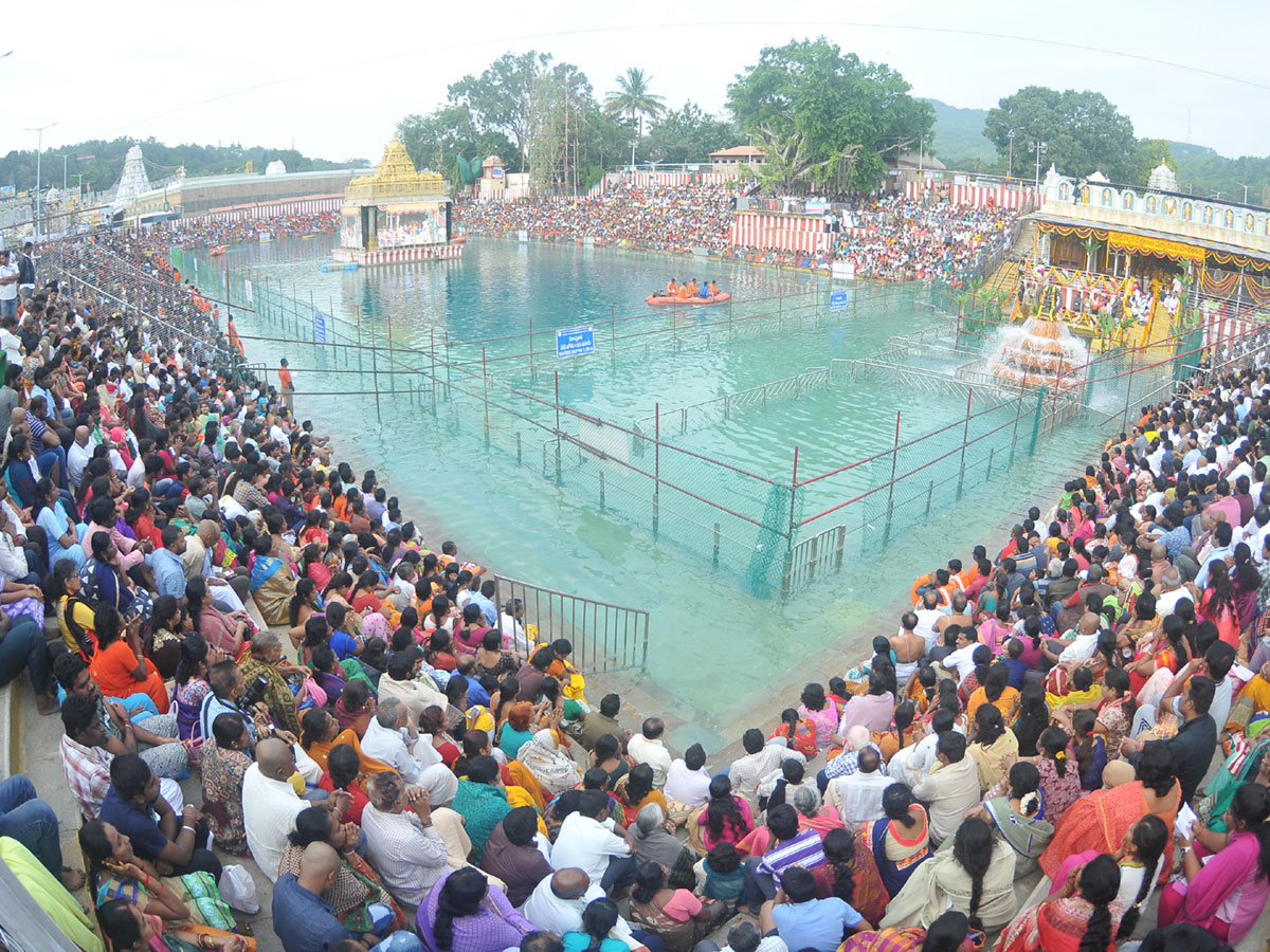 Tirumala brahmotsavam 2018 Photo Gallery - Sakshi15