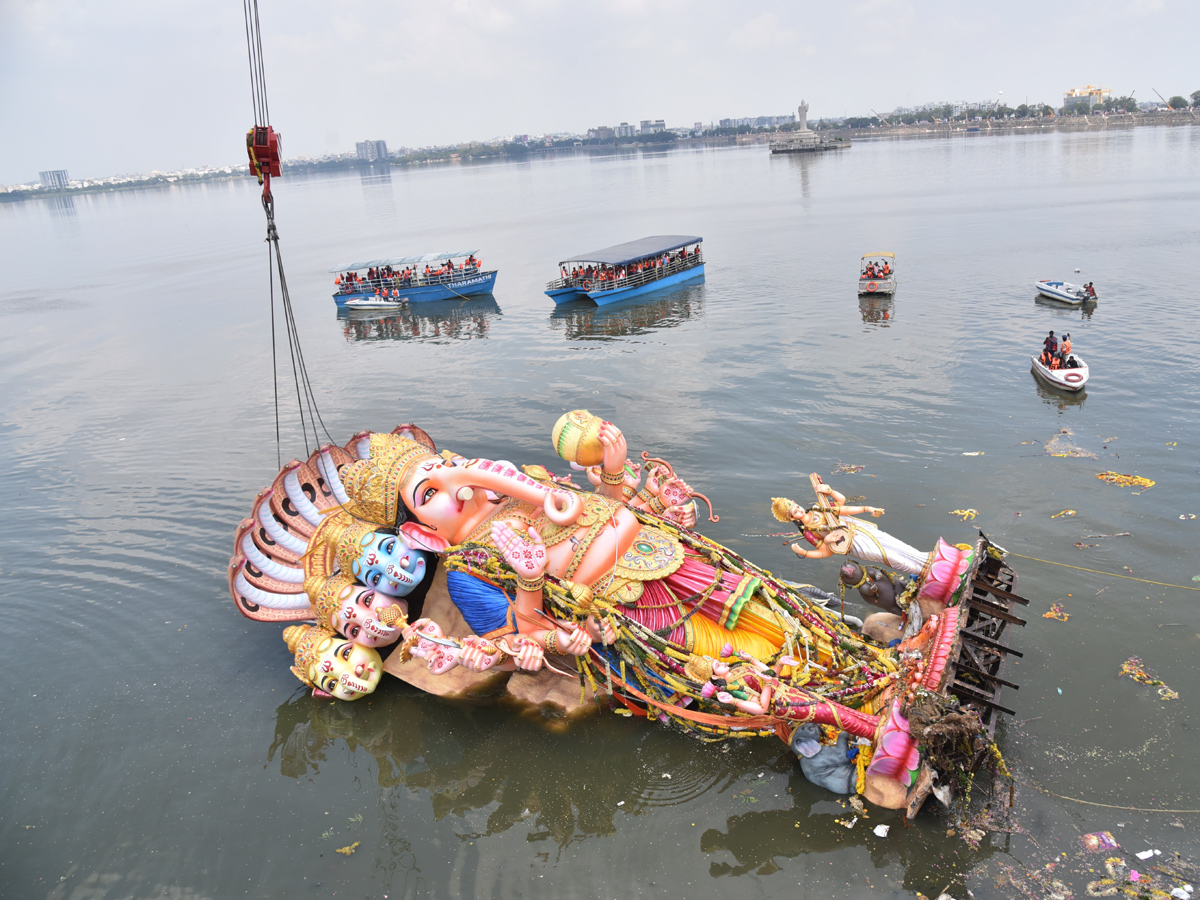 khairatabad ganesh immersion - Sakshi3